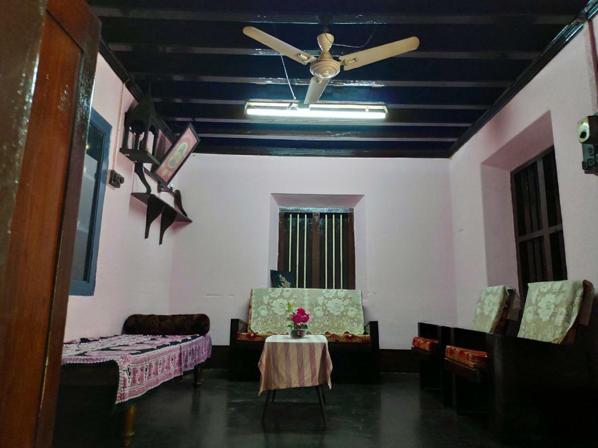 Meadows Villa Thrissur Kültér fotó
